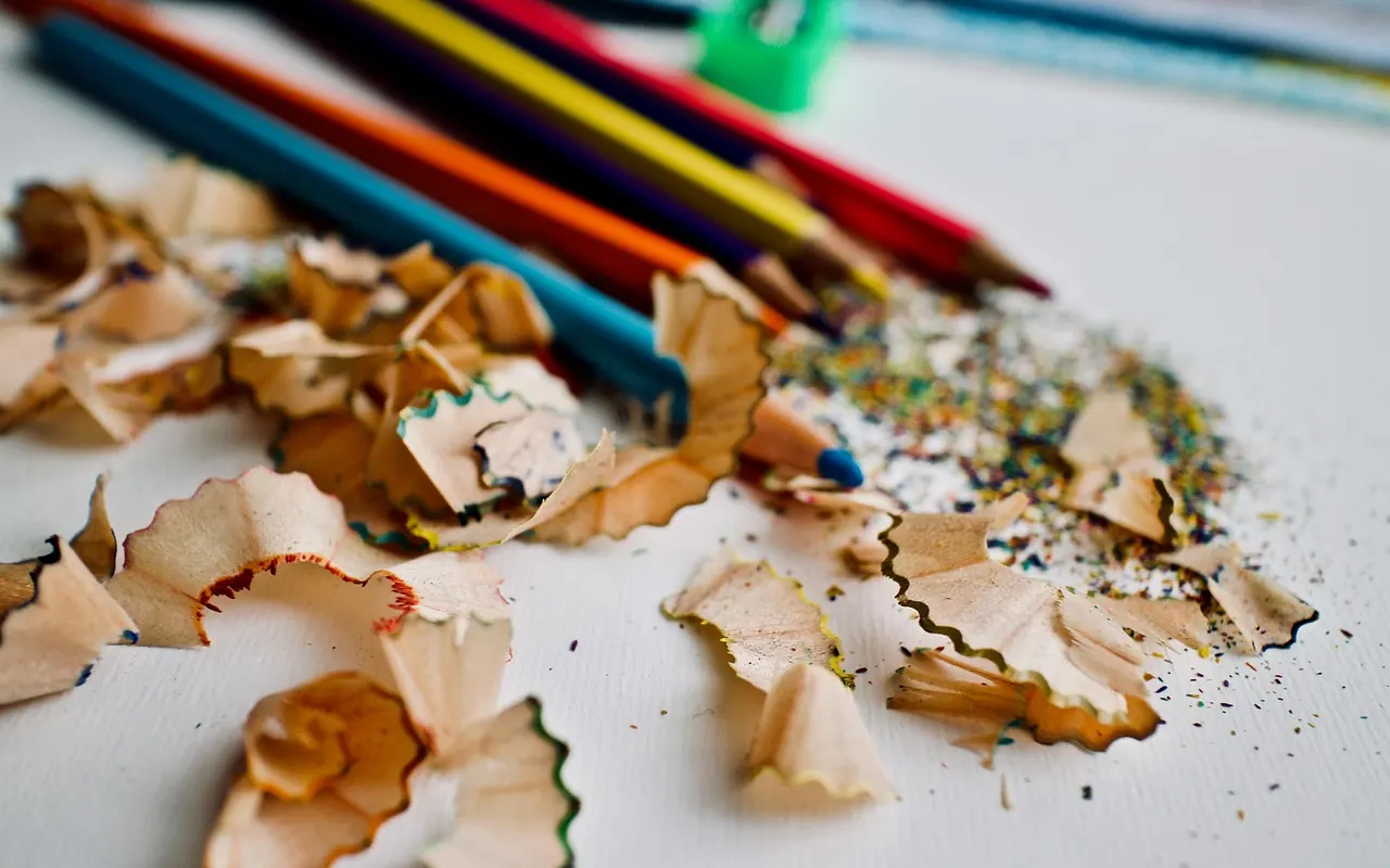 Zeichenmaterial – Symbolbild